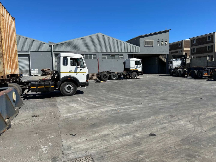To Let commercial Property for Rent in Maitland Western Cape
